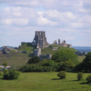 Corfe Castle ruins
