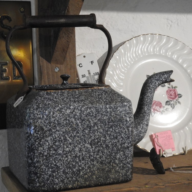 Kettle in Castle Cary