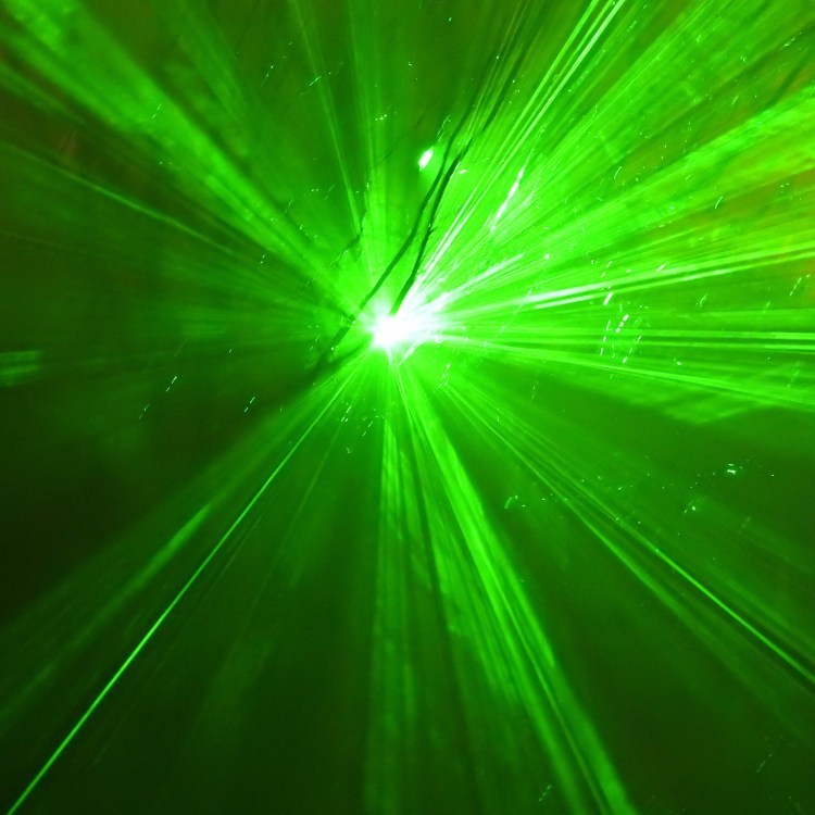 18 Laserlight 2